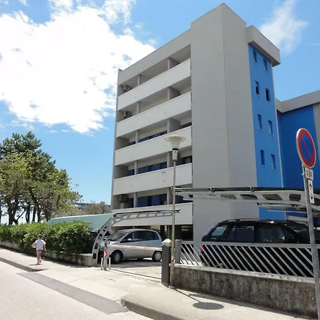 Bright Flat With A Large Balcony Appartement Bibione