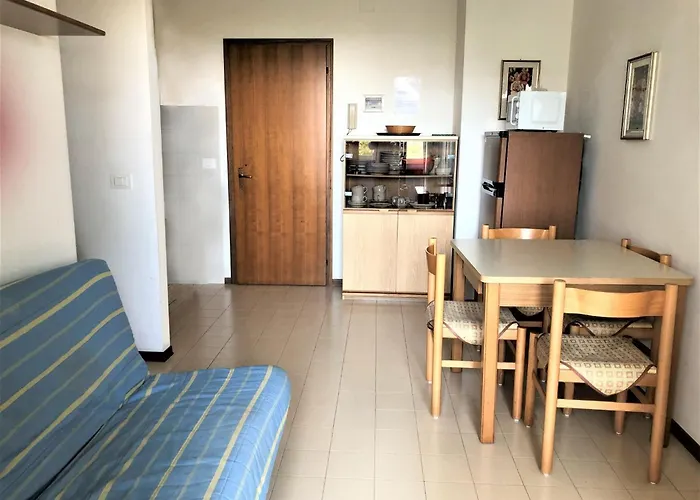 Bright Flat With A Large Balcony *